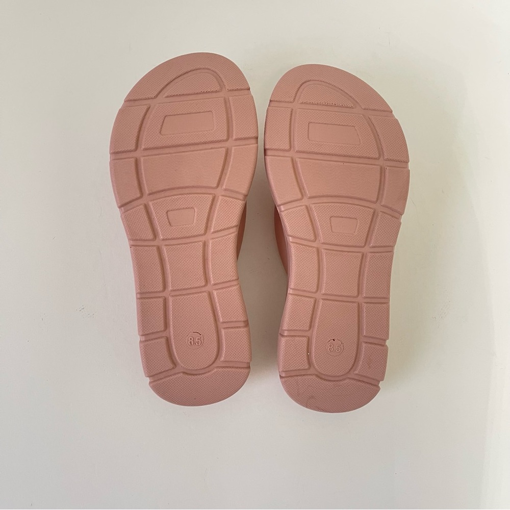 Blondo Abigail Flip Flop Sandal In Blush Color - New In Box - Size 8.5 - Picture 13 of 13